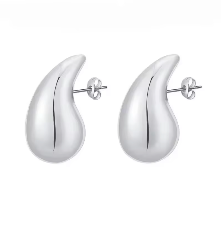 Aretes de gota plateado