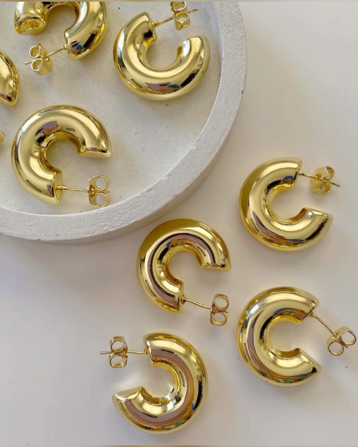 aretes chunky dorados