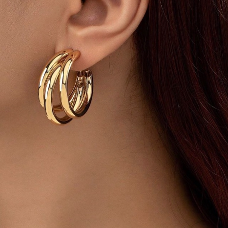 Aretes dorados