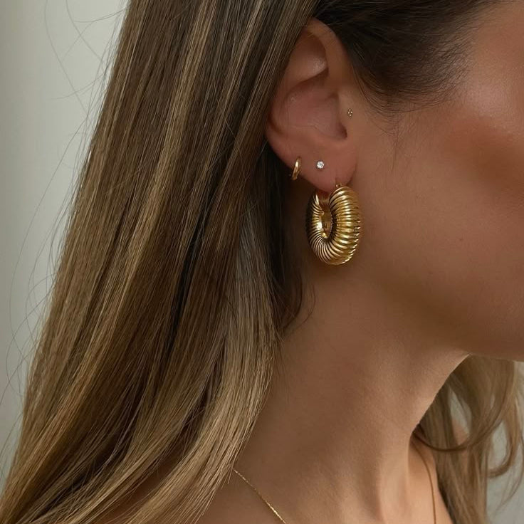 Aretes dorados